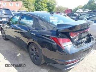 ✅ 2021 Hyundai Elantra SEL • VIN: 5NPLM4AG9MH043281 • Лот: 43223112. Опубликован ранее на IAAI с пробегом 24 902 миль. Бесплатный доступ к архиву аукционных продаж из США и подробный отчёт об истории автомобиля на DreamBid. Изображение 3.