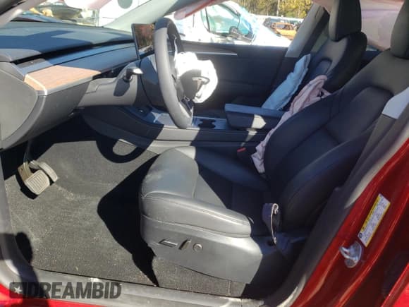 ✅ 2024 Tesla Model Y Long Range • VIN: 7SAYGDEE8RA260929 • Лот: 90700865. Опубликован ранее на Copart с пробегом Не указан. Бесплатный доступ к архиву аукционных продаж из США и подробный отчёт об истории автомобиля на DreamBid. Изображение 7.