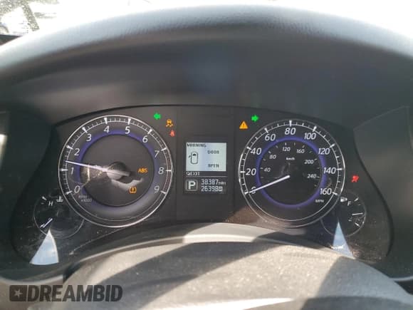 ✅ 2017 Infiniti QX50 • VIN: JN1BJ0RP1HM390037 • Lot: 85763345. Wystawiony na Copart z przebiegiem 38 387 mil. Bezpłatny archiwum sprzedaży aukcyjnych z USA i szczegółowy raport historii pojazdu na DreamBid. Zdjęcie 9.