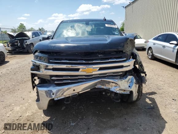 ✅ 2020 Chevrolet Silverado 1500 LTZ • VIN: 3GCPWEED5LG288457 • Lot: 70365574. Wystawiony na Copart z przebiegiem 89 427 mil. Bezpłatny archiwum sprzedaży aukcyjnych z USA i szczegółowy raport historii pojazdu na DreamBid. Zdjęcie 5.