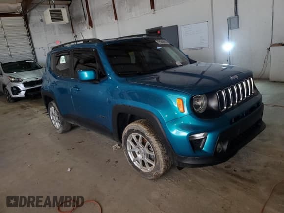 ✅ 2020 Jeep Renegade Latitude • VIN: ZACNJBBB2LPL23877 • Lot: 51942675. Wystawiony na Copart z przebiegiem 67 720 mil. Bezpłatny archiwum sprzedaży aukcyjnych z USA i szczegółowy raport historii pojazdu na DreamBid. Zdjęcie 4.