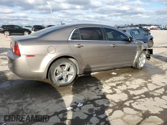 ✅ 2010 Chevrolet Malibu 2LT • VIN: 1G1ZD5EB0AF221530 • Lot: 81290604. Listed on Copart with 123,636 mi. Free auction sales archive from the USA and detailed vehicle history report at DreamBid. Image 3.