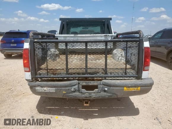 ✅ 1999 Ford F-350 XL • VIN: 1FTSW30FXXEB54094 • Лот: 60101555. Опубликован ранее на Copart с пробегом 269 460 миль. Бесплатный доступ к архиву аукционных продаж из США и подробный отчёт об истории автомобиля на DreamBid. Изображение 6.