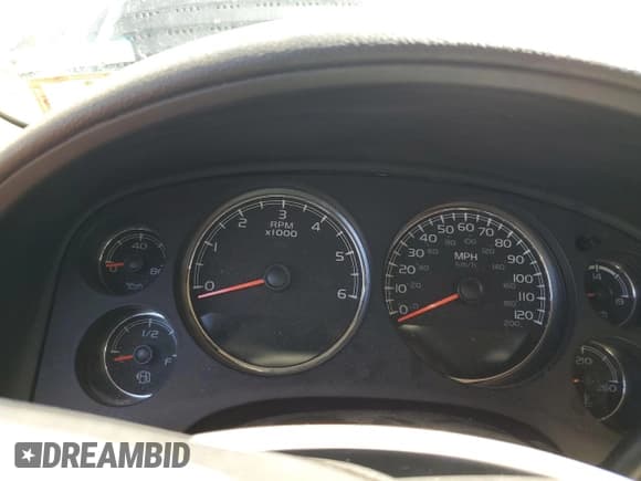 ✅ 2012 Chevrolet Silverado 1500 • VIN: 1GC1CYCG2CF131029 • Лот: 68764195. Опубликован ранее на Copart с пробегом Не указан. Бесплатный доступ к архиву аукционных продаж из США и подробный отчёт об истории автомобиля на DreamBid. Изображение 9.