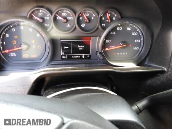 ✅ 2019 Chevrolet Silverado 1500 Custom • VIN: 1GCRWBEH8KZ413573 • Lot: 57072504. Wystawiony na Copart z przebiegiem 53 484 mil. Bezpłatny archiwum sprzedaży aukcyjnych z USA i szczegółowy raport historii pojazdu na DreamBid. Zdjęcie 9.