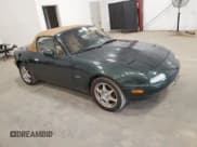 ✅ 1997 Mazda MX-5 Miata • VIN: JM1NA3535V0730825 • Lot: 66415524. Wystawiony na Copart z przebiegiem 72 712 mil. Bezpłatny archiwum sprzedaży aukcyjnych z USA i szczegółowy raport historii pojazdu na DreamBid. Zdjęcie 4.