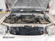 ✅ 2007 Toyota Sequoia Limited • VIN: 5TDBT48A77S283038 • Lot: 42458998. Wystawiony na IAAI z przebiegiem 278 121 mil. Bezpłatny archiwum sprzedaży aukcyjnych z USA i szczegółowy raport historii pojazdu na DreamBid. Zdjęcie 10.