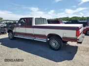 ✅ 1989 Ford F-250 • VIN: 1FTHX26G1KKB05832 • Lot: 52650305. Listed on Copart with Not provided. Free auction sales archive from the USA and detailed vehicle history report at DreamBid. Image 2.