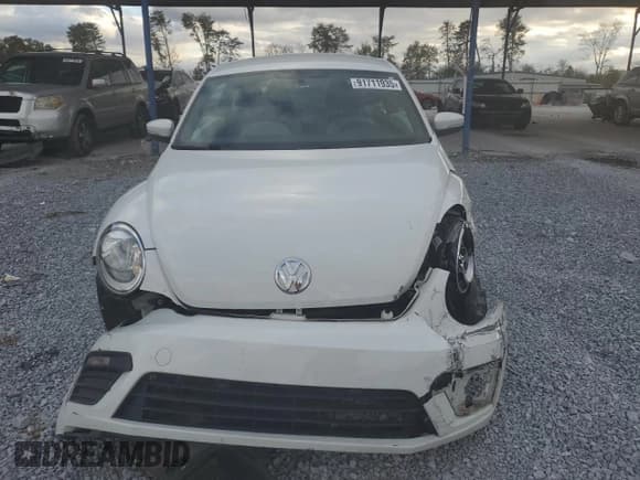✅ 2017 Volkswagen Beetle Fleet • VIN: 3VWF17AT5HM629896 • Lot: 91711935. Listed on Copart with 57,180 mi. Free auction sales archive from the USA and detailed vehicle history report at DreamBid. Image 5.