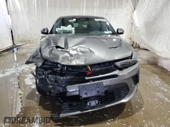 2024 Dodge Hornet R/T z VIN ZACPDFCWXR3A32989, wystawiony jako Copart lot #60860585 z przebiegiem 22 837 mil mil oraz Czysty tytuł • Clean title. Historia ofert i sprzedaży dostępna na DreamBid. Obrazek 5.