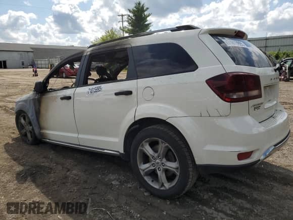 2018 Dodge Journey Crossroad with VIN 3C4PDCGG0JT157040, listed as a Copart auction lot 71815995 with Not provided miles and Clean title. Bid and sale history available at DreamBid. Image 2.