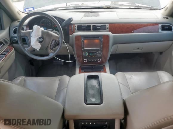 ✅ 2013 Chevrolet Tahoe LTZ • VIN: 1GNSCCE0XDR336905 • Lot: 69654885. Listed on Copart with 165,547 mi. Free auction sales archive from the USA and detailed vehicle history report at DreamBid. Image 8.