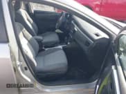 ✅ 2016 Toyota Corolla LE • VIN: 5YFBURHE1GP407326 • Lot: 43558404. Wystawiony na IAAI z przebiegiem 126 486 mil. Bezpłatny archiwum sprzedaży aukcyjnych z USA i szczegółowy raport historii pojazdu na DreamBid. Zdjęcie 5.