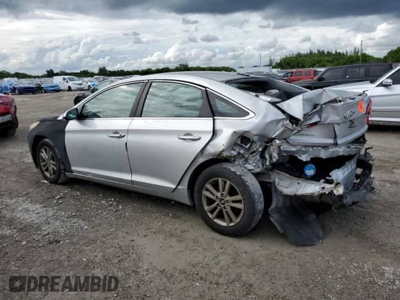 2015 Hyundai Sonata SE with VIN 5NPE24AF2FH045883, listed as a Copart auction lot 81195455 with Not provided miles and Clean title. Bid and sale history available at DreamBid. Image 2.
