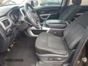 ✅ 2017 Nissan Titan Pro-4X • VIN: 1N6AA1E57HN566521 • Lot: 89620055. Wystawiony na Copart z przebiegiem 133 432 mil. Bezpłatny archiwum sprzedaży aukcyjnych z USA i szczegółowy raport historii pojazdu na DreamBid. Zdjęcie 7.