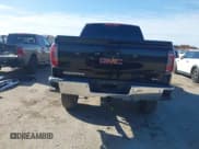 ✅ 2017 GMC Sierra 1500 • VIN: 3GTU1NEC9HG279616 • Lot: 41789078. Wystawiony na IAAI z przebiegiem 125 236 mil. Bezpłatny archiwum sprzedaży aukcyjnych z USA i szczegółowy raport historii pojazdu na DreamBid. Zdjęcie 15.