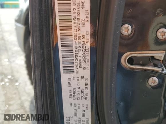 ✅ 2016 Ram 1500 Laramie • VIN: 1C6RR7NT4GS229540 • Lot: 70559455. Wystawiony na Copart z przebiegiem 154 048 mil. Bezpłatny archiwum sprzedaży aukcyjnych z USA i szczegółowy raport historii pojazdu na DreamBid. Zdjęcie 12.