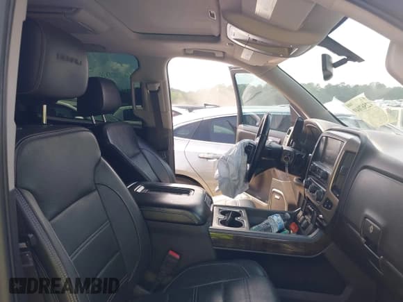 ✅ 2016 GMC Sierra 1500 Denali • VIN: 3GTP1PEC7GG118494 • Lot: 42567049. Listed on IAAI with 163,429 mi. Free auction sales archive from the USA and detailed vehicle history report at DreamBid. Image 5.