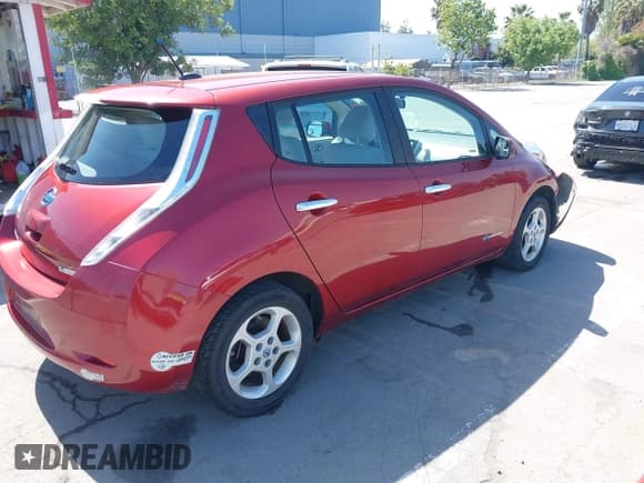 ✅ 2013 Nissan LEAF SL • VIN: 1N4AZ0CP5DC418535 • Lot: 42084970. Listed on IAAI with 51,361 mi. Free auction sales archive from the USA and detailed vehicle history report at DreamBid. Image 4.