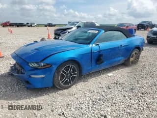 ✅ 2021 Ford Mustang EcoBoost • VIN: 1FATP8UH4M5116615 • Lot: 64614455. Wystawiony na Copart z przebiegiem 64 747 mil. Bezpłatny archiwum sprzedaży aukcyjnych z USA i szczegółowy raport historii pojazdu na DreamBid. Zdjęcie 1.