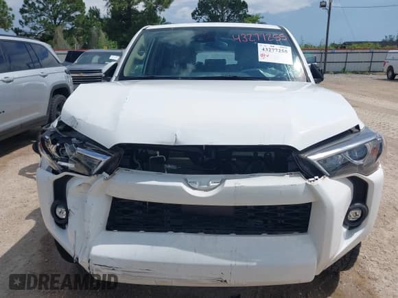 ✅ 2022 Toyota 4Runner SR5 Premium • VIN: JTEFU5JR9N5251565 • Lot: 43277255. Listed on IAAI with 9,004 mi. Free auction sales archive from the USA and detailed vehicle history report at DreamBid. Image 12.