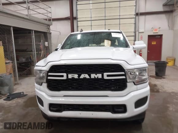 ✅ 2021 Ram 2500 Big Horn • VIN: 3C6UR5JL5MG554642 • Лот: 42305894. Опубликован ранее на IAAI с пробегом 123 187 миль. Бесплатный доступ к архиву аукционных продаж из США и подробный отчёт об истории автомобиля на DreamBid. Изображение 12.
