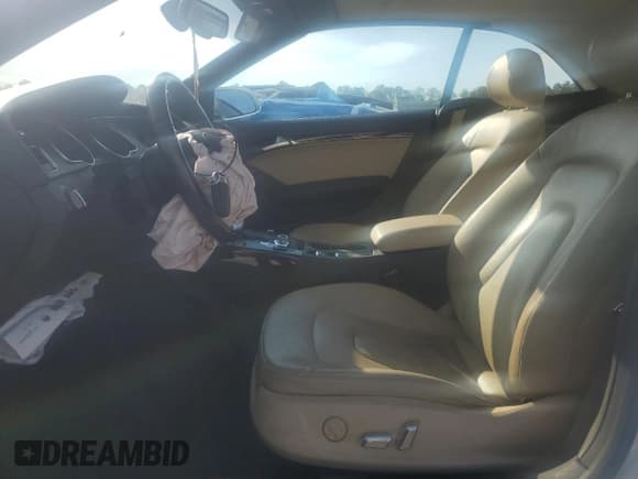 ✅ 2013 Audi A5 Premium Plus • VIN: WAUJFAFH7DN007488 • Lot: 81468135. Wystawiony na Copart z przebiegiem 83 102 mil. Bezpłatny archiwum sprzedaży aukcyjnych z USA i szczegółowy raport historii pojazdu na DreamBid. Zdjęcie 7.