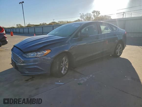 ✅ 2018 Ford Fusion SE • VIN: 3FA6P0HD6JR213748 • Lot: 90921845. Wystawiony na Copart z przebiegiem 79 508 mil. Bezpłatny archiwum sprzedaży aukcyjnych z USA i szczegółowy raport historii pojazdu na DreamBid. Zdjęcie 1.