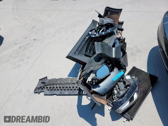 ✅ 2015 Audi RS 5 • VIN: WUAC6AFR6FA901662 • Lot: 67585365. Listed on Copart with 69,061 mi. Free auction sales archive from the USA and detailed vehicle history report at DreamBid. Image 12.