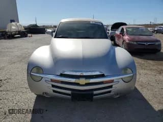 ✅ 2005 Chevrolet SSR LS • VIN: 1GCES14H05B114789 • Лот: 41580375. Опубликован ранее на Copart с пробегом 61 896 миль. Бесплатный доступ к архиву аукционных продаж из США и подробный отчёт об истории автомобиля на DreamBid. Изображение 5.