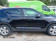 ✅ 2021 Volvo XC40 Momentum • VIN: YV4AC2HK9M2426239 • Лот: 42334680. Опубликован ранее на IAAI с пробегом 33 439 миль. Бесплатный доступ к архиву аукционных продаж из США и подробный отчёт об истории автомобиля на DreamBid. Изображение 14.