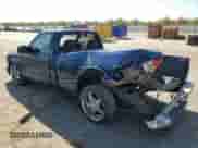 2002 Chevrolet S-10 LS z VIN 1GCCS14W428104099, wystawiony jako Copart lot #74635974 z przebiegiem 255 710 mil mil oraz Szkoda całkowita • Salvage title. Historia ofert i sprzedaży dostępna na DreamBid. Obrazek 2.