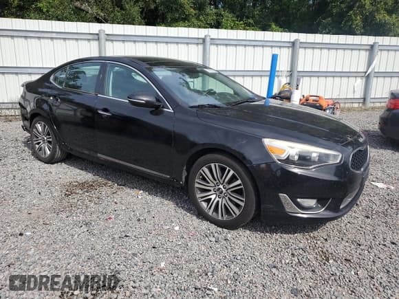 ✅ 2016 Kia Cadenza Premium • VIN: KNALN4D77G5213406 • Lot: 70762165. Wystawiony na Copart z przebiegiem 169 187 mil. Bezpłatny archiwum sprzedaży aukcyjnych z USA i szczegółowy raport historii pojazdu na DreamBid. Zdjęcie 4.
