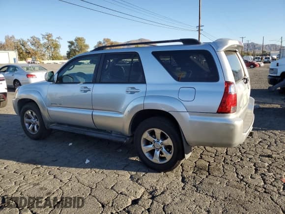 ✅ 2006 Toyota 4Runner Limited • VIN: JTEBU17R560093447 • Lot: 90762785. Wystawiony na Copart z przebiegiem 243 468 mil. Bezpłatny archiwum sprzedaży aukcyjnych z USA i szczegółowy raport historii pojazdu na DreamBid. Zdjęcie 2.