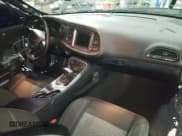 ✅ 2021 Dodge Challenger SXT • VIN: 2C3CDZAG5MH641605 • Lot: 45361613. Wystawiony na Copart z przebiegiem 40 551 mil. Bezpłatny archiwum sprzedaży aukcyjnych z USA i szczegółowy raport historii pojazdu na DreamBid. Zdjęcie 8.