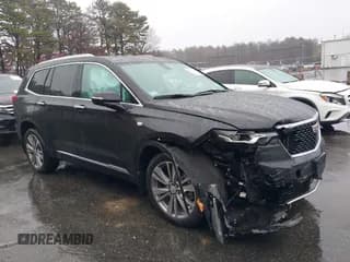 ✅ 2022 Cadillac XT6 Premium Luxury • VIN: 1GYKPDRS8NZ161368 • Lot: 41115620. Wystawiony na IAAI z przebiegiem 140 819 mil. Bezpłatny archiwum sprzedaży aukcyjnych z USA i szczegółowy raport historii pojazdu na DreamBid. Zdjęcie 1.