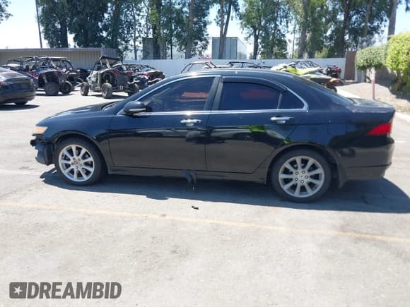 ✅ 2008 Acura TSX Nav • VIN: JH4CL96918C001018 • Lot: 42700049. Wystawiony na IAAI z przebiegiem 226 575 mil. Bezpłatny archiwum sprzedaży aukcyjnych z USA i szczegółowy raport historii pojazdu na DreamBid. Zdjęcie 15.