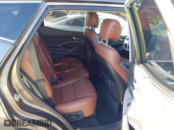 ✅ 2013 Hyundai Santa Fe Sport • VIN: 5XYZW3LA5DG040716 • Lot: 43681898. Listed on IAAI with 214,736 mi. Free auction sales archive from the USA and detailed vehicle history report at DreamBid. Image 8.