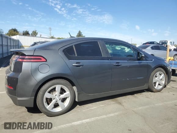 ✅ 2013 Chevrolet Volt • VIN: 1G1RF6E46DU107551 • Lot: 77189804. Wystawiony na Copart z przebiegiem 108 551 mil. Bezpłatny archiwum sprzedaży aukcyjnych z USA i szczegółowy raport historii pojazdu na DreamBid. Zdjęcie 3.