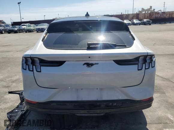 ✅ 2022 Ford Mustang Mach-E Premium • VIN: 3FMTK3RM6NMA24110 • Lot: 51347765. Listed on Copart with 26,517 mi. Free auction sales archive from the USA and detailed vehicle history report at DreamBid. Image 6.