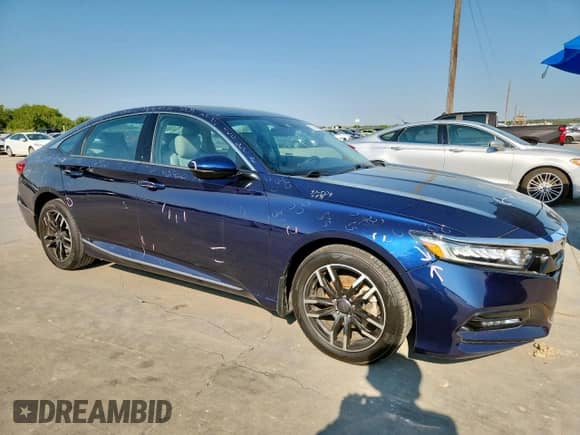 2018 Honda Accord EX-L z VIN 1HGCV1F50JA134608, wystawiony jako Copart lot #71147965 z przebiegiem 147 467 mil mil oraz Czysty tytuł • Clean title. Historia ofert i sprzedaży dostępna na DreamBid. Obrazek 4.