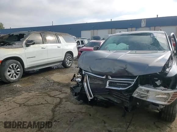 ✅ 2012 Dodge Journey SE • VIN: 3C4PDCAB2CT184319 • Lot: 57189165. Wystawiony na Copart z przebiegiem 107 835 mil. Bezpłatny archiwum sprzedaży aukcyjnych z USA i szczegółowy raport historii pojazdu na DreamBid. Zdjęcie 14.