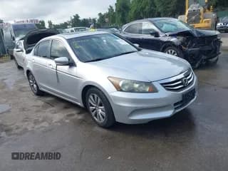 ✅ 2011 Honda Accord EX • VIN: 1HGCP2F71BA156717 • Lot: 42984428. Wystawiony na IAAI z przebiegiem 182 481 mil. Bezpłatny archiwum sprzedaży aukcyjnych z USA i szczegółowy raport historii pojazdu na DreamBid. Zdjęcie 1.