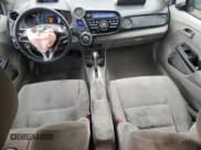 ✅ 2011 Honda Insight EX • VIN: JHMZE2H77BS003733 • Lot: 91885245. Listed on Copart with 172,581 mi. Free auction sales archive from the USA and detailed vehicle history report at DreamBid. Image 8.