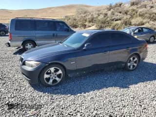 2007 BMW 3 Series 328xi с VIN WBAVC93547KX55222, выставлен на аукционе Copart как лот 80335875 с пробегом 202 459 миль миль и Списание • Salvage title. История ставок и продаж доступна на DreamBid. Изображение 1.