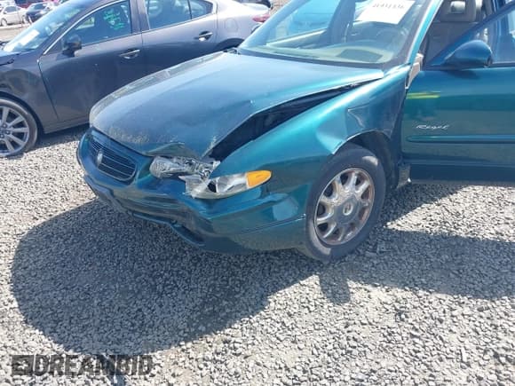 ✅ 2000 Buick Regal LS • VIN: 2G4WB55K7Y1278840 • Lot: 41931436. Listed on IAAI with 144,330 mi. Free auction sales archive from the USA and detailed vehicle history report at DreamBid. Image 6.