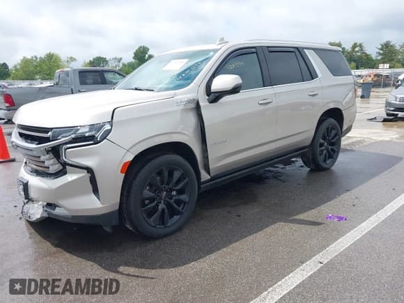 ✅ 2023 Chevrolet Tahoe High Country • VIN: 1GNSKTKL0PR214835 • Lot: 42347599. Wystawiony na IAAI z przebiegiem 53 799 mil. Bezpłatny archiwum sprzedaży aukcyjnych z USA i szczegółowy raport historii pojazdu na DreamBid. Zdjęcie 2.