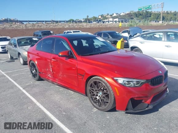 ✅ 2018 BMW M3 • VIN: WBS8M9C5XJ5K98606 • Lot: 42322116. Listed on IAAI with 49,081 mi. Free auction sales archive from the USA and detailed vehicle history report at DreamBid. Image 1.