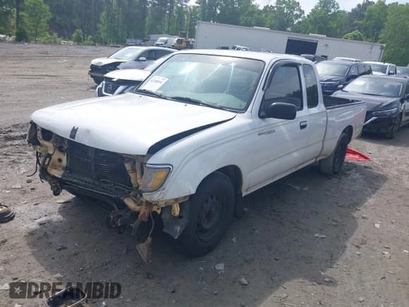 ✅ 1995 Toyota Tacoma • VIN: 4TAUN53B2SZ019575 • Lot: 42100951. Wystawiony na IAAI z przebiegiem 270 058 mil. Bezpłatny archiwum sprzedaży aukcyjnych z USA i szczegółowy raport historii pojazdu na DreamBid. Zdjęcie 17.