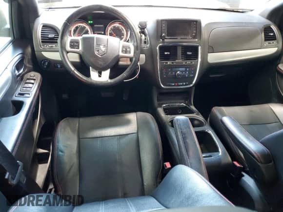 2015 Dodge Grand Caravan R/T with VIN 2C4RDGEG5FR736036, listed as a Copart auction lot 90314845 with 113,784 mi miles and Salvage title. Bid and sale history available at DreamBid. Image 8.